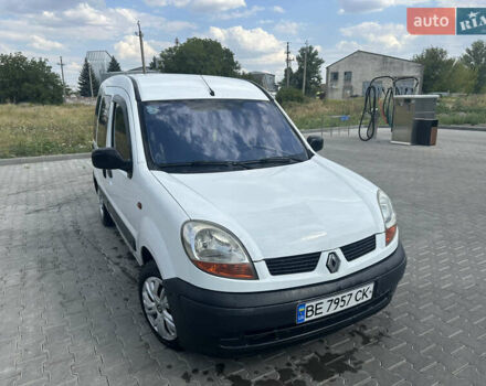 Белый Рено Кенгу, объемом двигателя 1.5 л и пробегом 330 тыс. км за 3950 $, фото 3 на Automoto.ua
