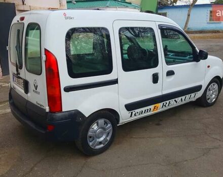 Белый Рено Кенгу, объемом двигателя 1.5 л и пробегом 270 тыс. км за 4250 $, фото 6 на Automoto.ua