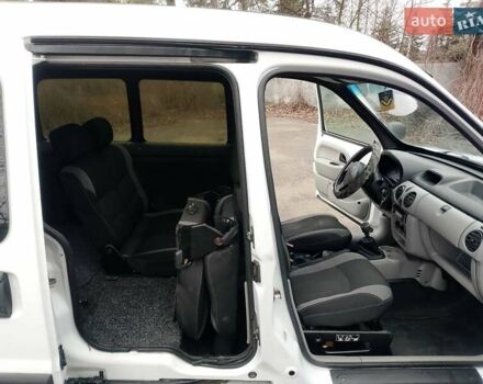 Білий Рено Кєнгу, об'ємом двигуна 1.5 л та пробігом 290 тис. км за 3300 $, фото 6 на Automoto.ua