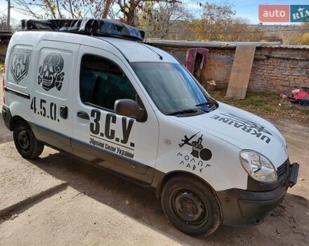 Белый Рено Кенгу, объемом двигателя 1.4 л и пробегом 387 тыс. км за 2900 $, фото 1 на Automoto.ua