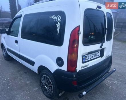 Белый Рено Кенгу, объемом двигателя 1.46 л и пробегом 205 тыс. км за 3600 $, фото 3 на Automoto.ua