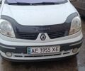 Белый Рено Кенгу, объемом двигателя 1.6 л и пробегом 220 тыс. км за 4500 $, фото 1 на Automoto.ua