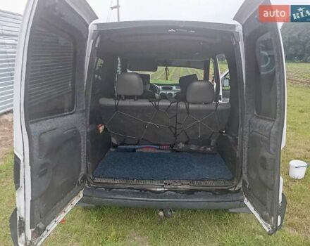 Белый Рено Кенгу, объемом двигателя 1.46 л и пробегом 245 тыс. км за 3700 $, фото 16 на Automoto.ua