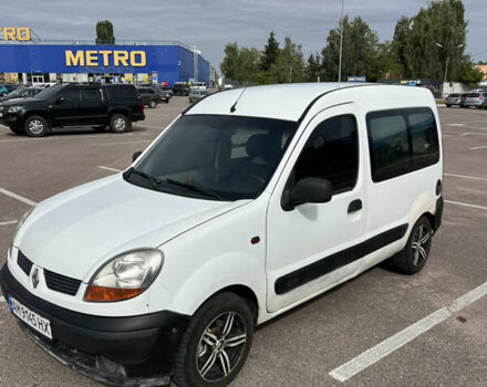 Белый Рено Кенгу, объемом двигателя 1.5 л и пробегом 357 тыс. км за 3000 $, фото 2 на Automoto.ua