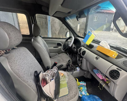 Белый Рено Кенгу, объемом двигателя 1.5 л и пробегом 50 тыс. км за 2700 $, фото 8 на Automoto.ua