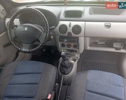 Белый Рено Кенгу, объемом двигателя 1.46 л и пробегом 245 тыс. км за 3700 $, фото 12 на Automoto.ua