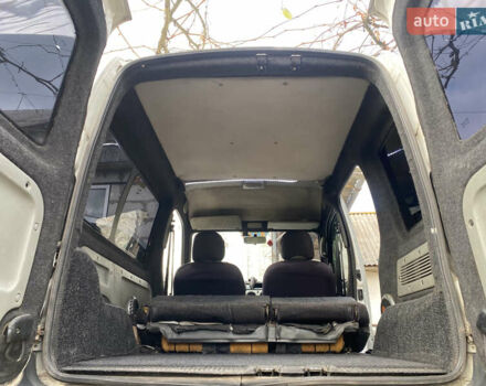 Рено Кєнгу 2005 у Олевске на Automoto.ua Білий Рено Кєнгу, об'ємом двигуна 1.5 л та пробігом 304 тис. км за 3300 $, фото 22 на Automoto.ua