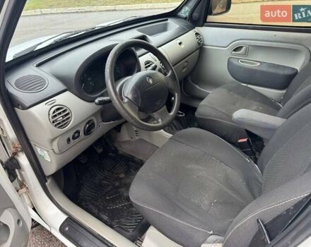 Білий Рено Кєнгу, об'ємом двигуна 1.46 л та пробігом 271 тис. км за 4000 $, фото 23 на Automoto.ua