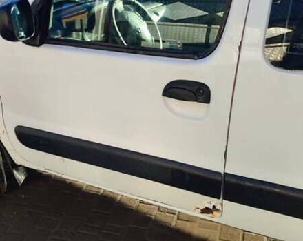 Белый Рено Кенгу, объемом двигателя 1.5 л и пробегом 193 тыс. км за 3500 $, фото 4 на Automoto.ua