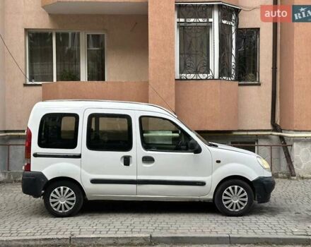 Белый Рено Кенгу, объемом двигателя 1.9 л и пробегом 250 тыс. км за 2499 $, фото 3 на Automoto.ua