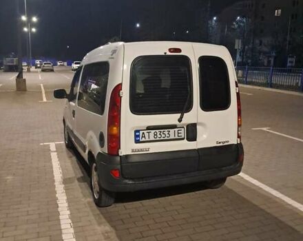 Белый Рено Кенгу, объемом двигателя 1.5 л и пробегом 235 тыс. км за 3700 $, фото 4 на Automoto.ua