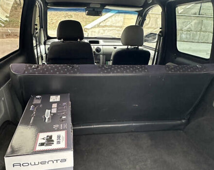 Білий Рено Кєнгу, об'ємом двигуна 1.46 л та пробігом 319 тис. км за 3500 $, фото 7 на Automoto.ua