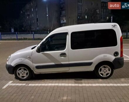 Белый Рено Кенгу, объемом двигателя 1.5 л и пробегом 235 тыс. км за 3700 $, фото 1 на Automoto.ua