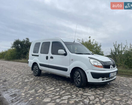 Белый Рено Кенгу, объемом двигателя 1.5 л и пробегом 265 тыс. км за 5000 $, фото 5 на Automoto.ua