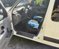 Белый Рено Кенгу, объемом двигателя 1.5 л и пробегом 369 тыс. км за 3300 $, фото 5 на Automoto.ua