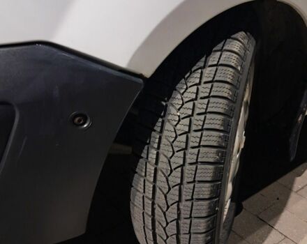 Белый Рено Кенгу, объемом двигателя 1.5 л и пробегом 235 тыс. км за 3700 $, фото 7 на Automoto.ua