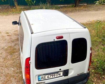 Білий Рено Кєнгу, об'ємом двигуна 1.5 л та пробігом 260 тис. км за 3100 $, фото 4 на Automoto.ua