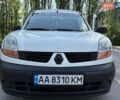 Белый Рено Кенгу, объемом двигателя 1.6 л и пробегом 370 тыс. км за 3800 $, фото 1 на Automoto.ua