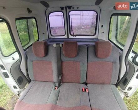 Рено Кенгу 2006 в Харькове на Automoto.ua Белый Рено Кенгу, объемом двигателя 1.9 л и пробегом 220 тыс. км за 4300 $, фото 6 на Automoto.ua