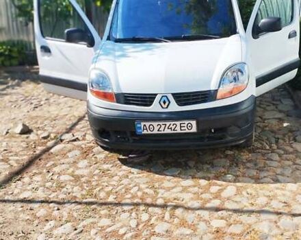 Белый Рено Кенгу, объемом двигателя 1.46 л и пробегом 210 тыс. км за 2800 $, фото 3 на Automoto.ua