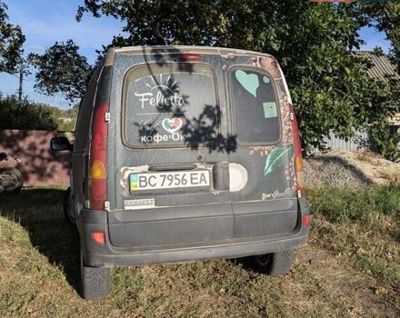 Білий Рено Кєнгу, об'ємом двигуна 1.2 л та пробігом 285 тис. км за 3500 $, фото 2 на Automoto.ua