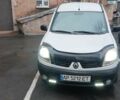 Белый Рено Кенгу, объемом двигателя 1.5 л и пробегом 323 тыс. км за 5200 $, фото 1 на Automoto.ua
