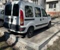 Белый Рено Кенгу, объемом двигателя 1.5 л и пробегом 200 тыс. км за 4000 $, фото 1 на Automoto.ua