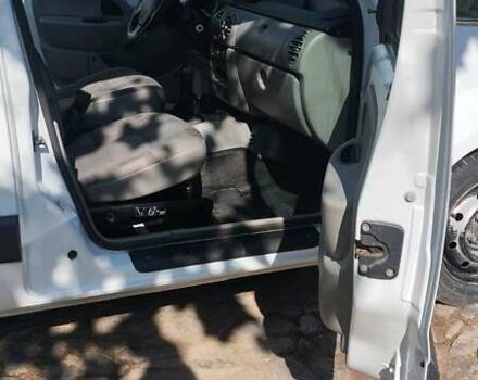 Белый Рено Кенгу, объемом двигателя 1.46 л и пробегом 210 тыс. км за 2800 $, фото 17 на Automoto.ua