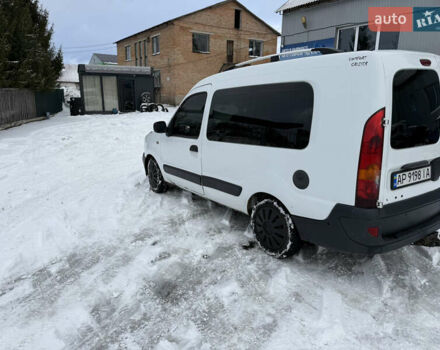 Белый Рено Кенгу, объемом двигателя 1.46 л и пробегом 330 тыс. км за 3750 $, фото 6 на Automoto.ua