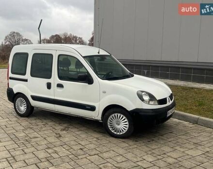 Белый Рено Кенгу, объемом двигателя 1.15 л и пробегом 262 тыс. км за 3550 $, фото 4 на Automoto.ua