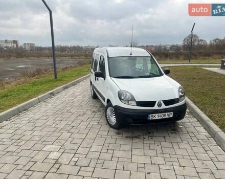 Білий Рено Кєнгу, об'ємом двигуна 1.15 л та пробігом 220 тис. км за 3650 $, фото 7 на Automoto.ua