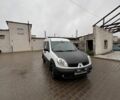 Білий Рено Кєнгу, об'ємом двигуна 1.5 л та пробігом 223 тис. км за 4300 $, фото 1 на Automoto.ua