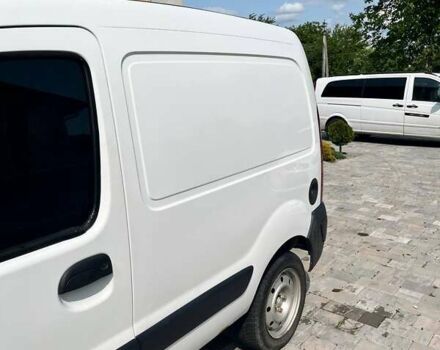 Білий Рено Кєнгу, об'ємом двигуна 1.6 л та пробігом 130 тис. км за 2400 $, фото 5 на Automoto.ua