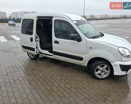 Білий Рено Кєнгу, об'ємом двигуна 1.5 л та пробігом 240 тис. км за 3200 $, фото 8 на Automoto.ua