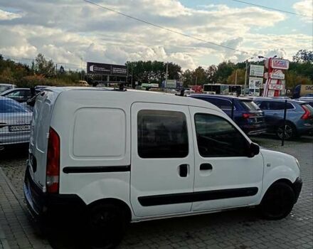 Белый Рено Кенгу, объемом двигателя 1.5 л и пробегом 290 тыс. км за 3000 $, фото 2 на Automoto.ua