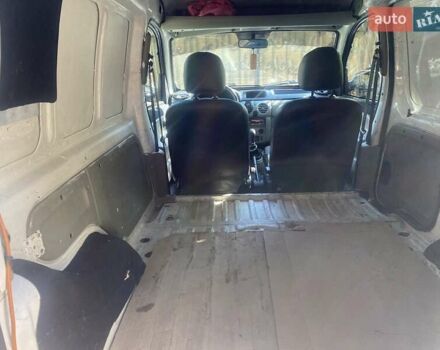 Белый Рено Кенгу, объемом двигателя 1.5 л и пробегом 202 тыс. км за 3400 $, фото 7 на Automoto.ua
