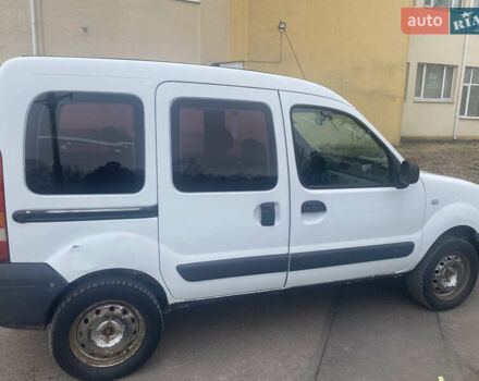 Белый Рено Кенгу, объемом двигателя 1.6 л и пробегом 145 тыс. км за 3000 $, фото 3 на Automoto.ua