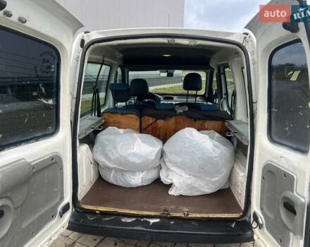 Білий Рено Кєнгу, об'ємом двигуна 1.15 л та пробігом 220 тис. км за 3650 $, фото 13 на Automoto.ua