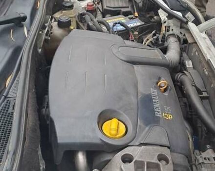 Белый Рено Кенгу, объемом двигателя 1.5 л и пробегом 217 тыс. км за 4000 $, фото 5 на Automoto.ua