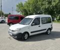 Білий Рено Кєнгу, об'ємом двигуна 1.5 л та пробігом 280 тис. км за 3246 $, фото 1 на Automoto.ua