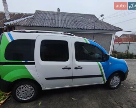 Белый Рено Кенгу, объемом двигателя 1.5 л и пробегом 355 тыс. км за 5100 $, фото 2 на Automoto.ua