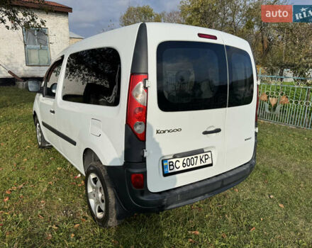 Рено Кенгу 2008 в Ковель на Automoto.ua Белый Рено Кенгу, объемом двигателя 1.5 л и пробегом 210 тыс. км за 5200 $, фото 5 на Automoto.ua