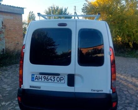Рено Кенгу 2008 в Каменке на Automoto.ua Белый Рено Кенгу, объемом двигателя 1.5 л и пробегом 300 тыс. км за 4200 $, фото 4 на Automoto.ua