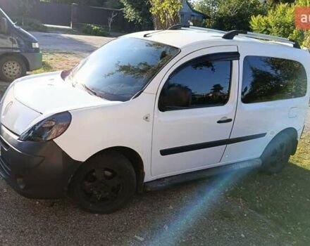 Рено Кенгу 2008 в Киеве на Automoto.ua Белый Рено Кенгу, объемом двигателя 1.5 л и пробегом 280 тыс. км за 6000 $, фото 7 на Automoto.ua