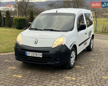 Белый Рено Кенгу, объемом двигателя 1.5 л и пробегом 268 тыс. км за 5300 $, фото 24 на Automoto.ua