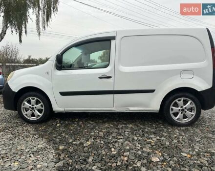 Рено Кенгу 2008 в Смеле на Automoto.ua Белый Рено Кенгу, объемом двигателя 1.5 л и пробегом 270 тыс. км за 4500 $, фото 11 на Automoto.ua