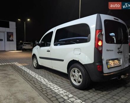 Белый Рено Кенгу, объемом двигателя 1.5 л и пробегом 441 тыс. км за 5600 $, фото 7 на Automoto.ua