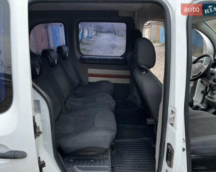 Белый Рено Кенгу, объемом двигателя 1.46 л и пробегом 297 тыс. км за 5699 $, фото 12 на Automoto.ua