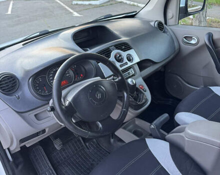 Белый Рено Кенгу, объемом двигателя 1.46 л и пробегом 265 тыс. км за 5800 $, фото 7 на Automoto.ua