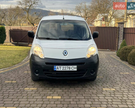 Белый Рено Кенгу, объемом двигателя 1.5 л и пробегом 268 тыс. км за 5300 $, фото 2 на Automoto.ua